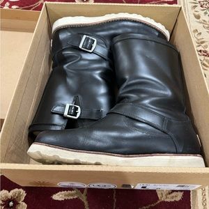 Men’s Ugg leather boots